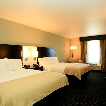 Holiday Inn Express & Suites Marion Northeast By Ihg Rum bild